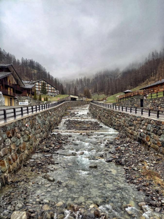 Staval Punta Vittoria Sub 14 - Residence Anderbatt Gressoney - 3 Locali - Cir N 0010 מראה חיצוני תמונה